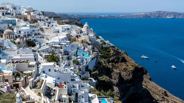 Santorini, Greece Luxury Honeymoon Destinations